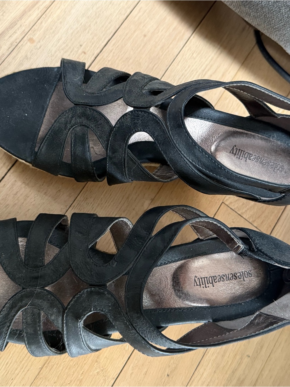 Black leather Wedge Sandals - Soften Sensibility